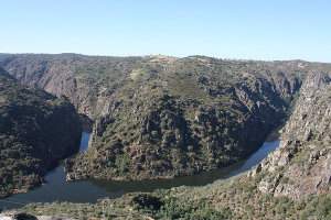 Miradouro da Fraga do Puio em Picote