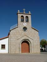 Igreja paroquial de Picote, aldeia integrada no projecto Aldeias de Portugal.